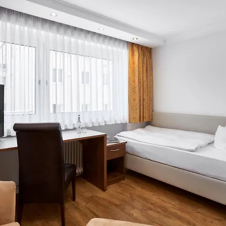 Kraft Hotel Munich