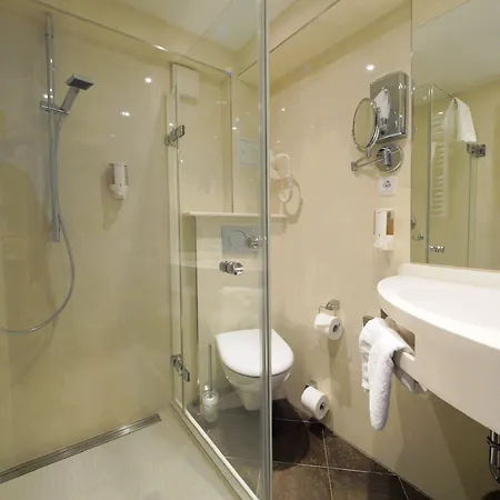Kraft 3* Munich